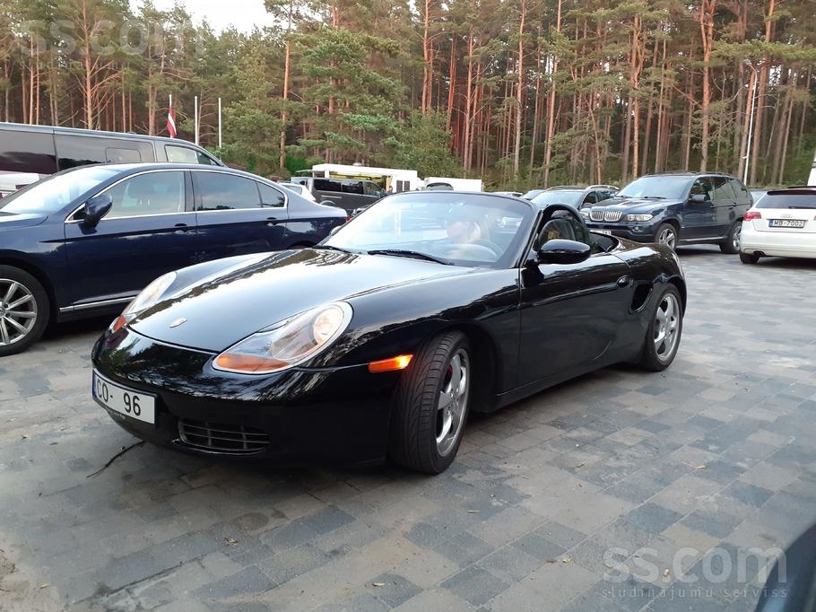 Porsche Boxster ideala stavokli, lietota tikai vasara.
Авто в ухоженом сос