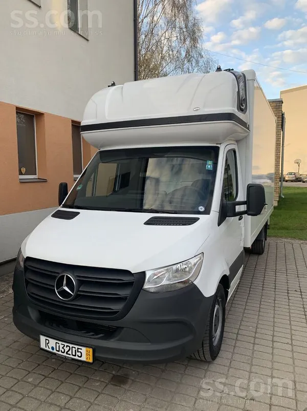 Mercedes MB Sprinter 316, Auto ar guļvietu ir ari Webasto a