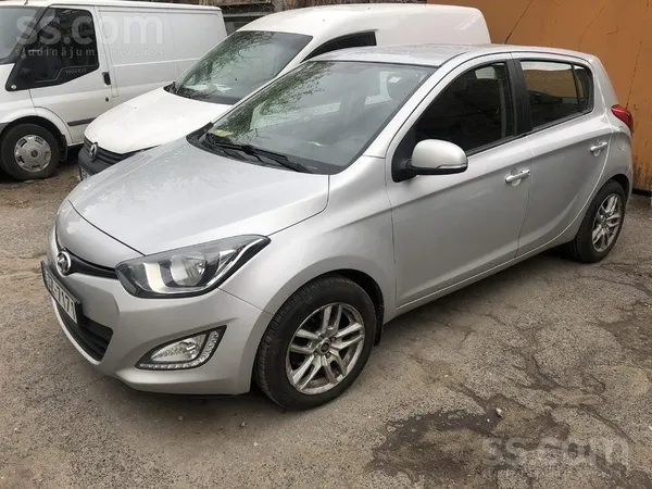 Hyundai Продам А/м Hyundaj I20 состояние отличное два комл