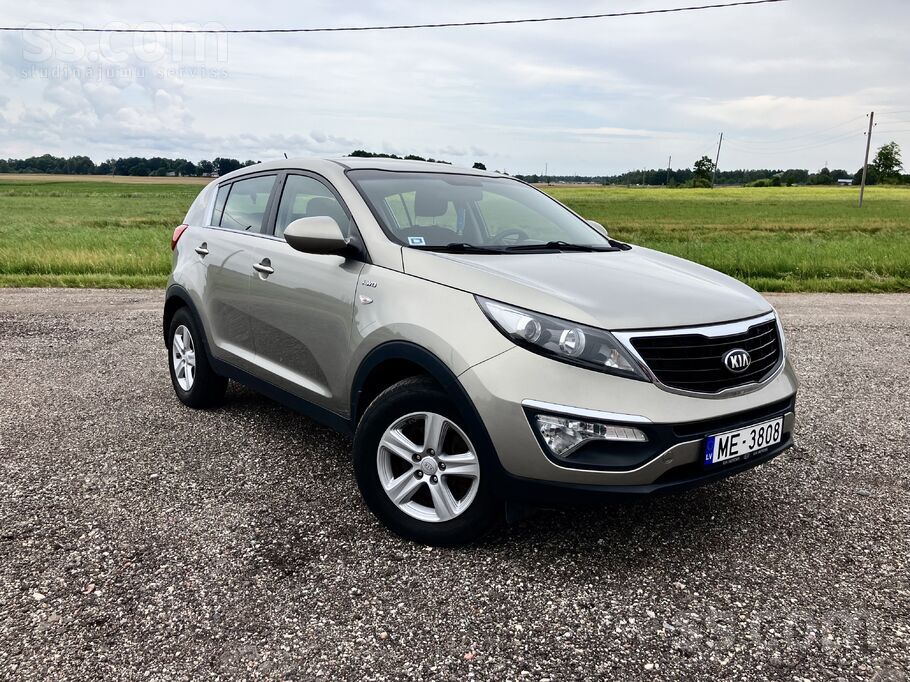 Kia Sportage Awd, 2.0Crdi, 100Kw, 4×4, 2014.Gada, Nobraukums 178 100 km .
T