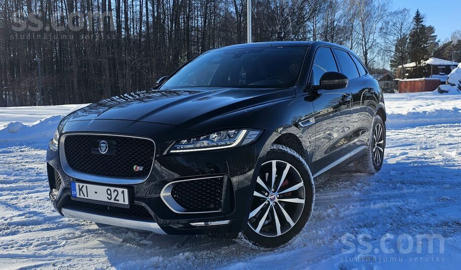 Jaguar F-Pace