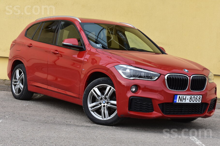 BMW BMW X1 (2016g) Sarkana met.