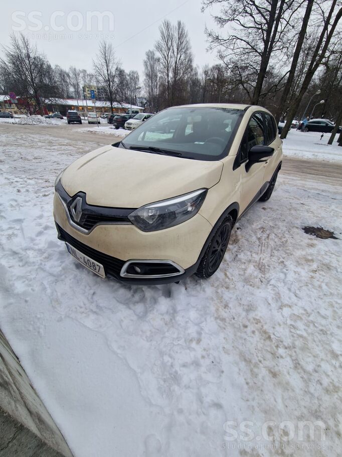 Renault Captur 2015 1.2 бензин Автомат
Продаётся Renault Captur 2015 года в