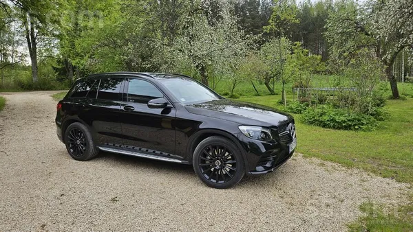 Mercedes Mercedes 04.12.2018.