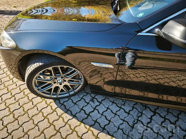 BMW Продаю автомобиль в отличном состоянии . Cвежий те