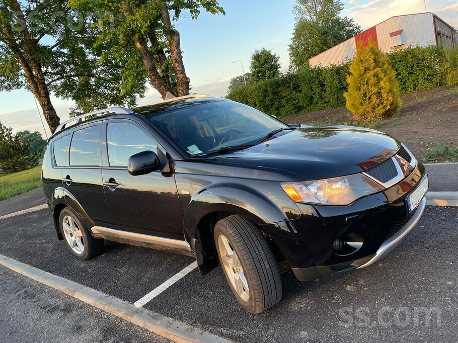 Mitsubishi Pārdodu vai mainu pret mazāku auto. Pirkts jauns p
