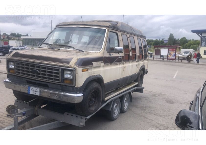 Pārdodu Ford Econoline E 150, dīzelis , LV reģistrācija,