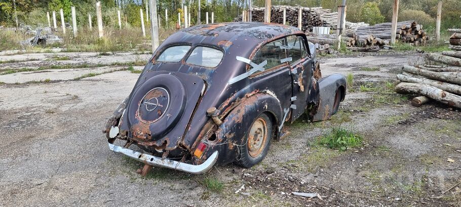 Varbūt kādam noder detaļām, pārbūvei, opel admiral.