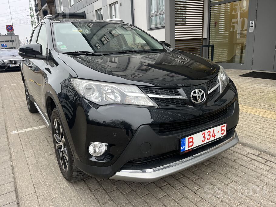 Executive. Mašina no Francijas nav ne kadas rūsas. Ir garantija uz Hybrid si