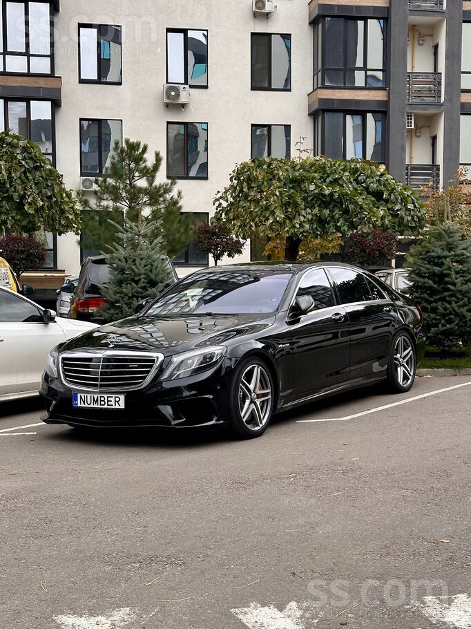 Oriģināls S63 Amg 4Matic, V8 biturbo, 585hp, 900nM.
Oriģināls karbona inte