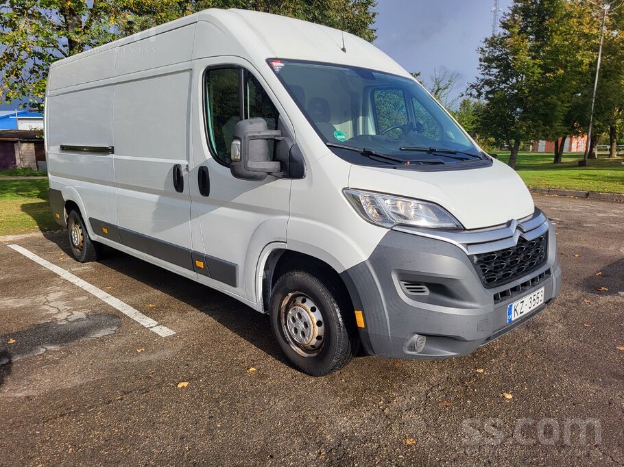 2.0Hdi, 96kw, Oriģināls nobraukums,
L3H2,
2 atslēgas,
270 grādu dur