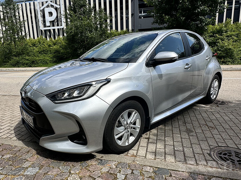 Toyota Yaris Hybrid Hatchback 1.5 Hybrid Active Plus, Automāts, Rear view ca