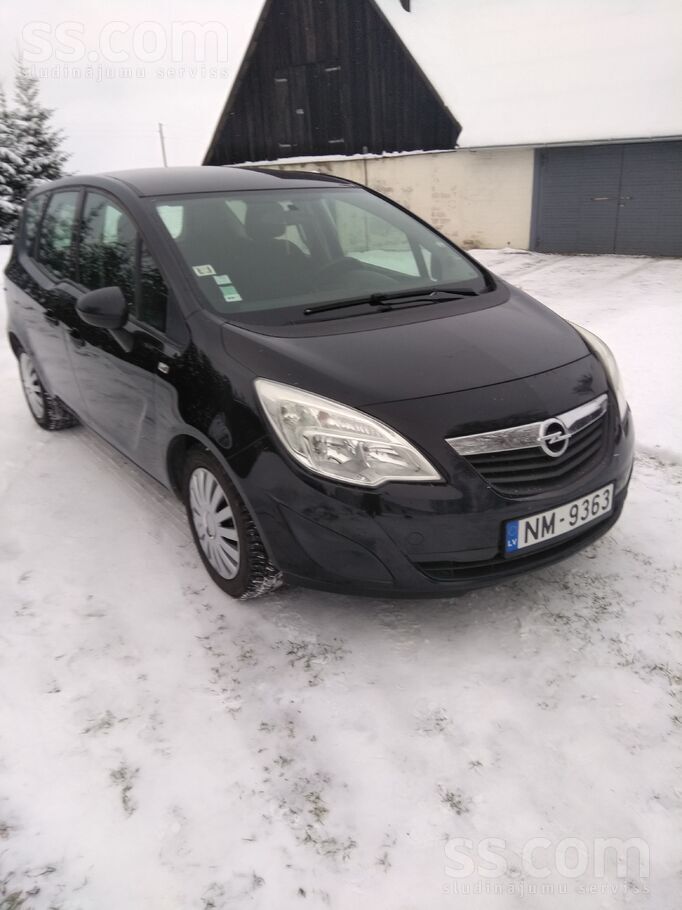 Opel Pārdod ekonomisku no Francijas ievestu Opel Meriva