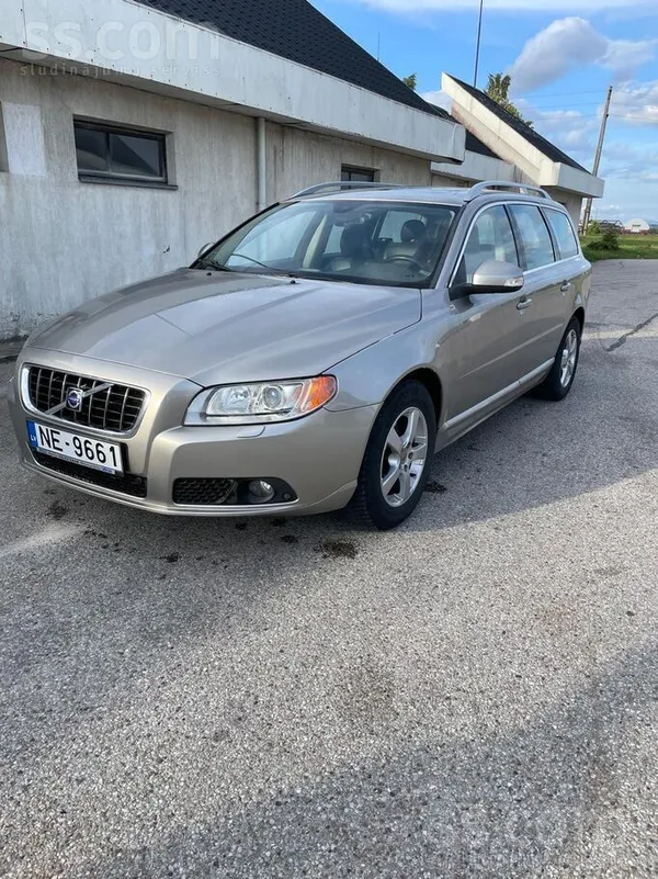Volvo Pārdod tehniski un vizuāli labā stāvoklī Volvo V70