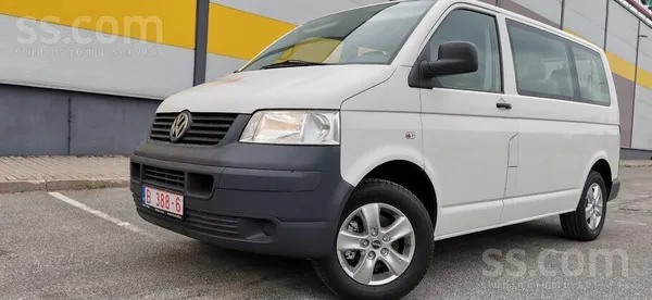 Volkswagen No Vācijas importēts 9-vietīgs auto ar dīzeļdzinēj