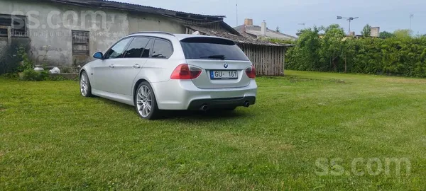Pārdodu tehniski ļoti labā stāvoklī nekas negrab daudz kas ir mainīts. Ja ka