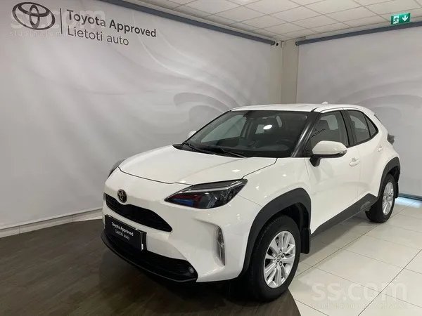 Toyota Auto pieejams uzreiz kā arī iespējams izbraukt izm