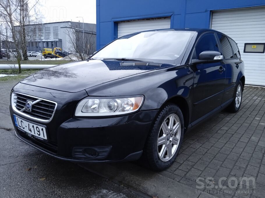 Volvo Labā stāvoklī. Volvo V50 1.6 D (80kW) Face lift. Ē