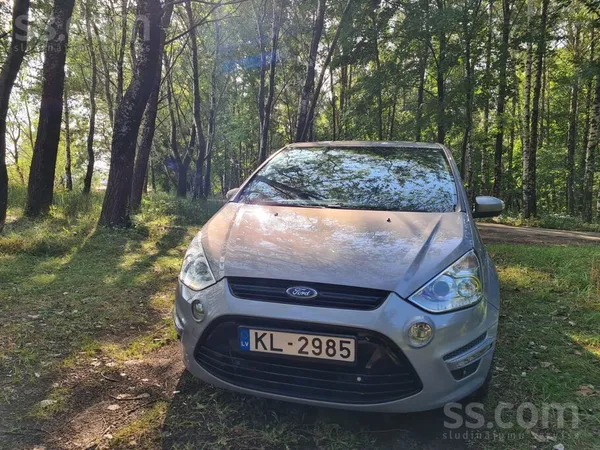 Ford Продам машину в очень хорошем состоянии. Было заме