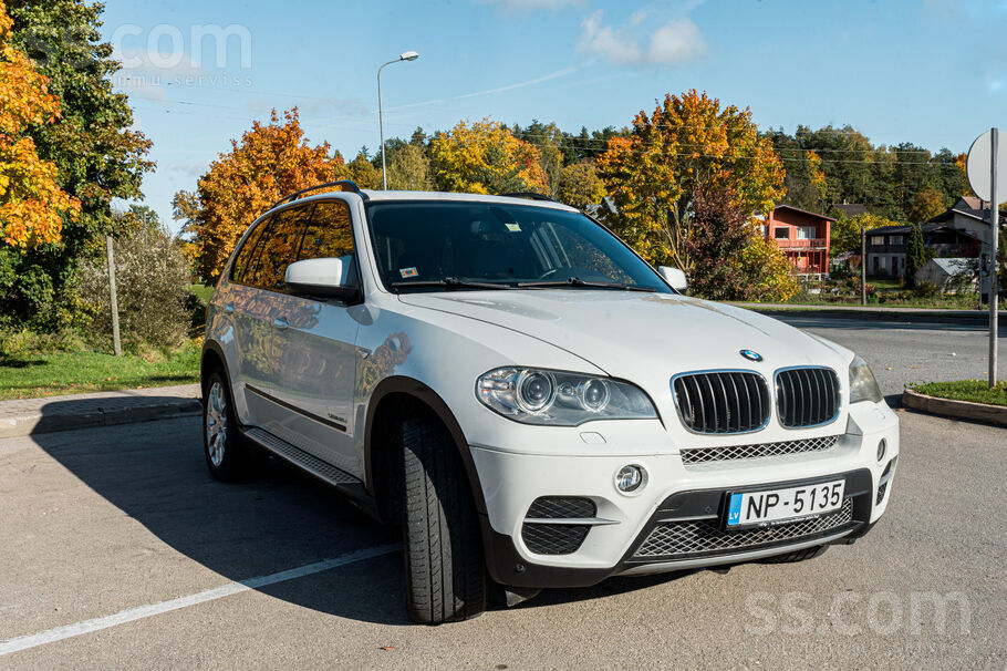 BMW Auto ievests no Vācijas ar pārbaudāmu noskrējienu.
