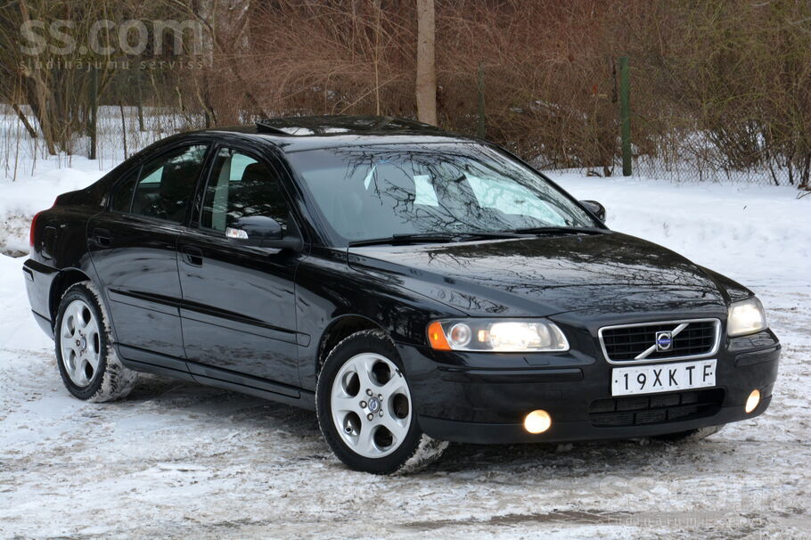 Volvo Nīderlandes auto. S-60 2.4 d5 120 Kw / Exclusive k