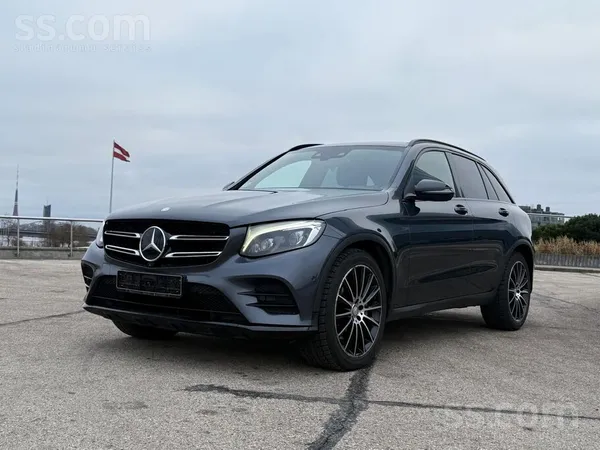Mercedes Glc ar bagātīgu komplektāciju Amg izpildījumā. 

Visas apkopes pi