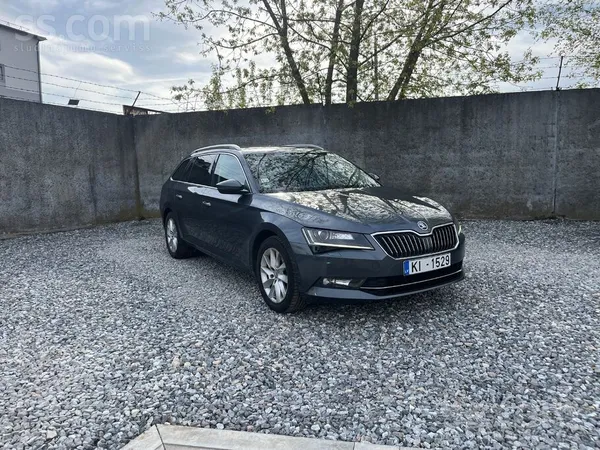 Skoda Skoda Superb. Cena ar Pvn. Automašīna labā tehnisk