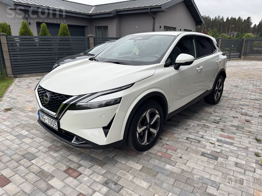 Privātpersona pārdod Nissan qashqai mild hibrid, Tekna komplektācija , tīko