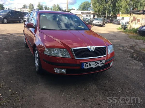 Skoda Automašīna normal tehniskā stāvoklī, regulāri veik