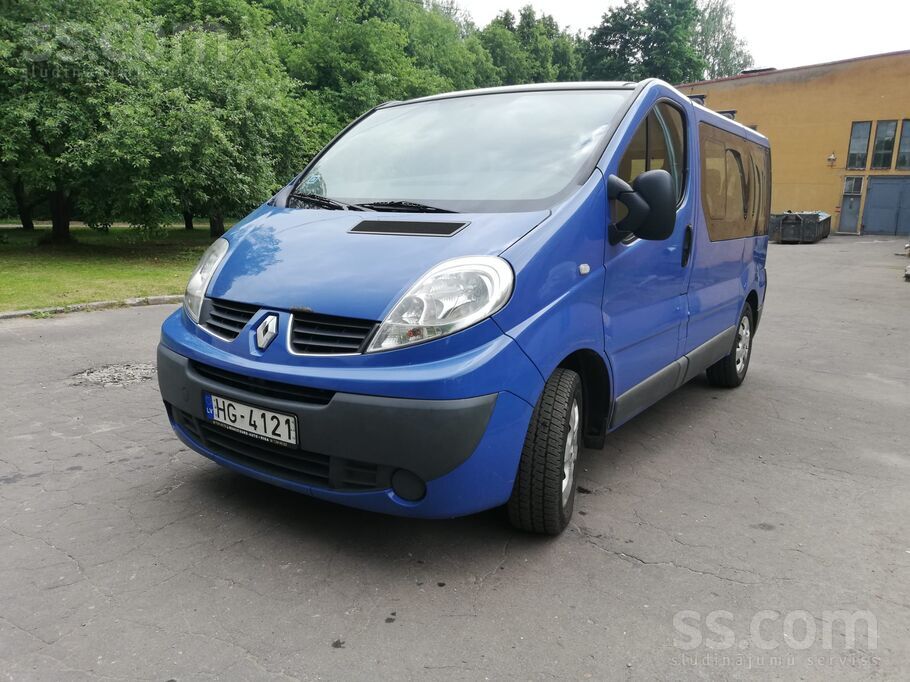 Renault Pārdodu Renault trafic. 