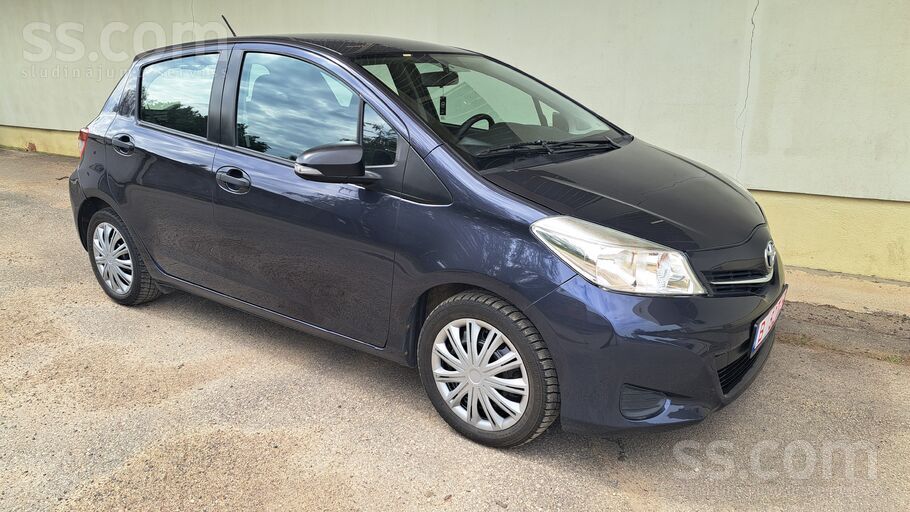 Smuks auto tikko no atvest Toyota Yaris 1.4D-4D / 66kw-90z/s. Laba stāvokli