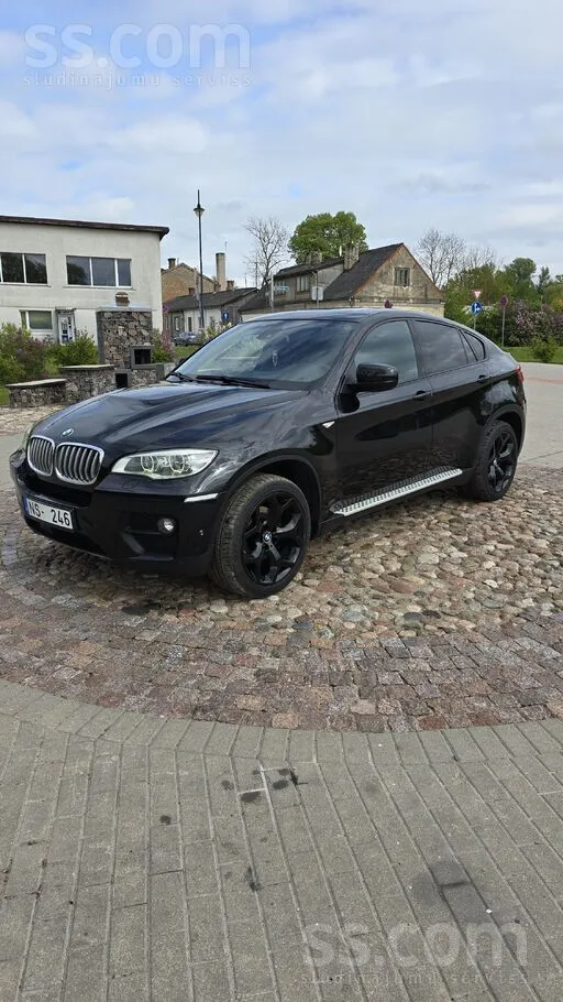 BMW Perfektā stāvoklī. ķēdes tīko mainītas. visas eļļa
