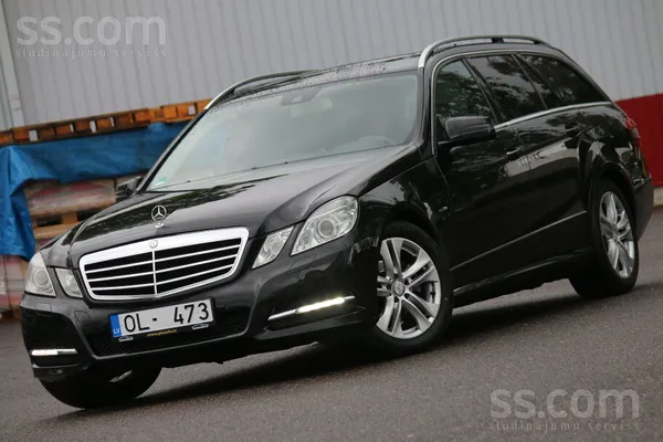 Mercedes E220 - 1