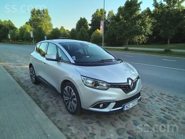 Pārdod Renault scenic 2018 gada. 1, 3 benzīns. 230000 km nobraukums. 2 gadus