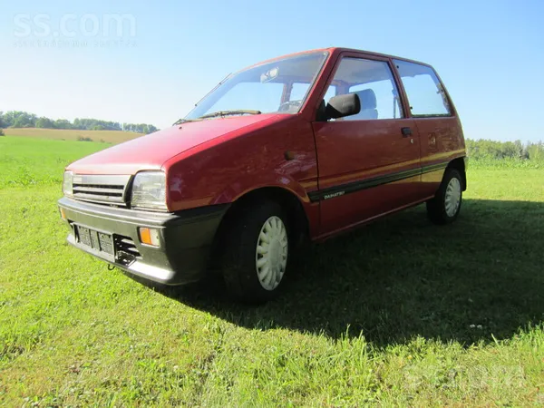 Others Nesen no vacijas, retro auto . loti rets un labi s