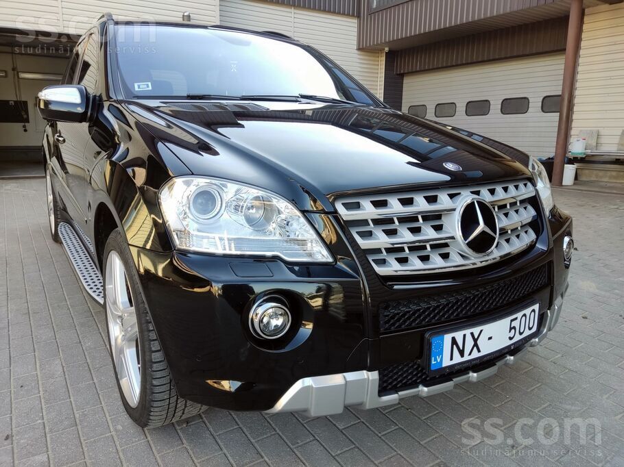 Facelift W164 Mercedes Benz ML 500 Amg izpildījumā. Tikai 175t. km oriģināla