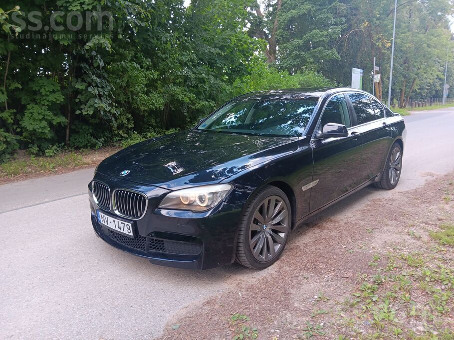 Bmw 740d xdrive 225kw no Nīderlandes, labā kārtībā Latvijā nav lietots, sīkā