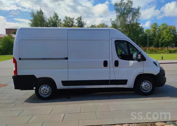 Peugeot Neto 7600 Eur - Peugeot Boxer - L2H2 - 11, 5 m3. 