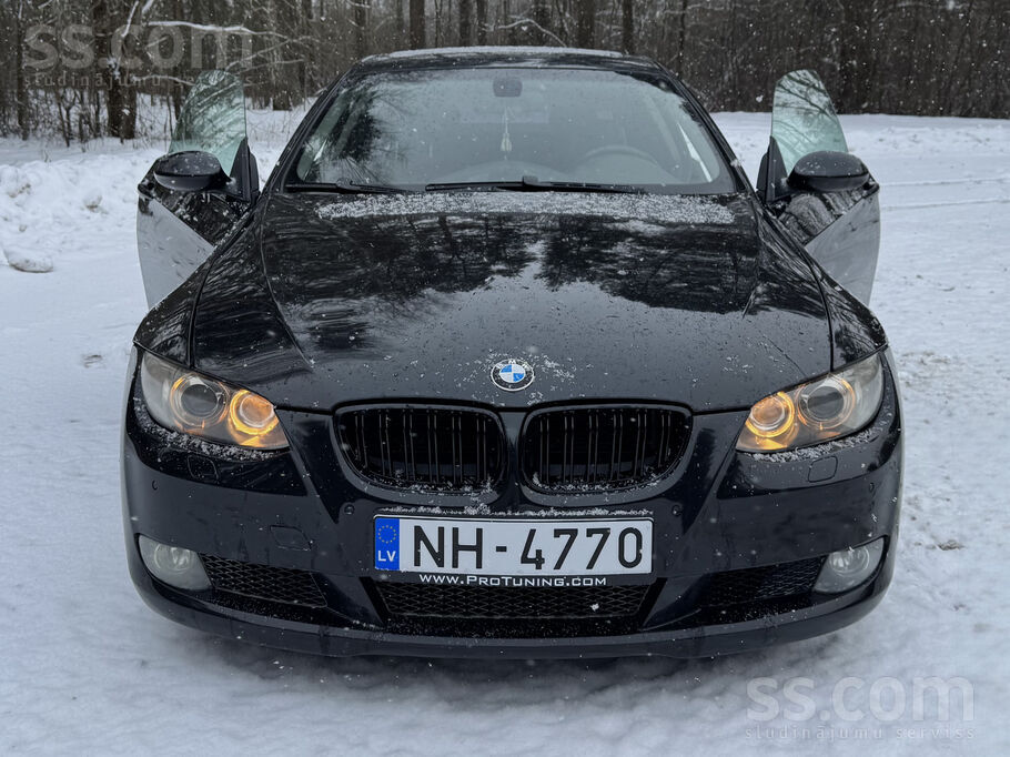 Pārdodu e92 325i 160kw automāts, melns ādas elektriski regulējamais salons,