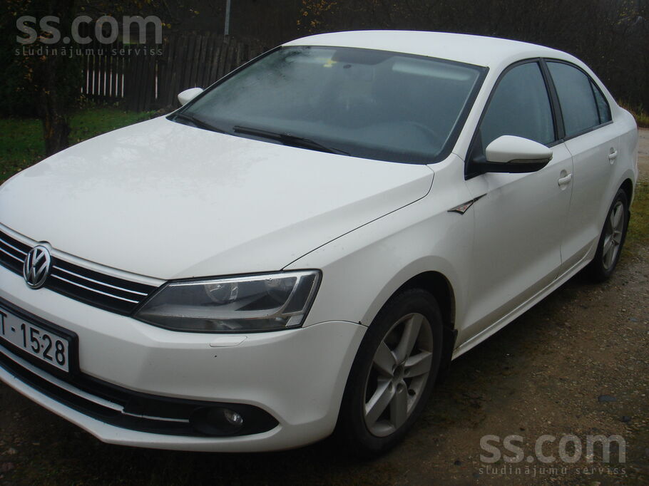 Volkswagen 2012 gada beogas, 1.2 Tsi benzīns, 