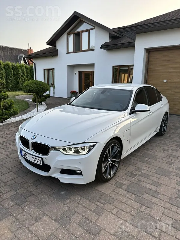 BMW BMW 330E I Performance