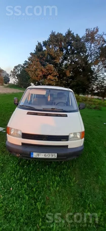 Volkswagen Pārdodu VW T4, 2, 5 Td. Bez TA. Tnsportlīdzeklis d
