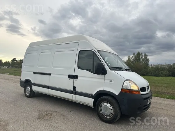 Renault Var uz nomaksu. Tikai 237300 km