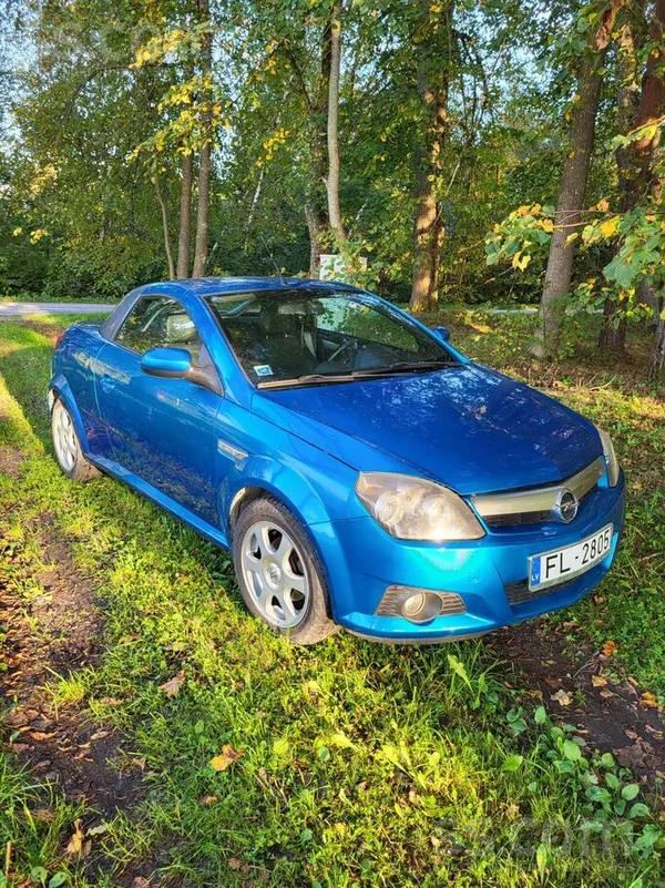 Opel Pardod Opel Tigru, ar originalu nobraukumu 100000k