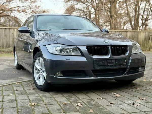 BMW 2.0l, automātiskā kārba, izieta tehniskā apskate, 