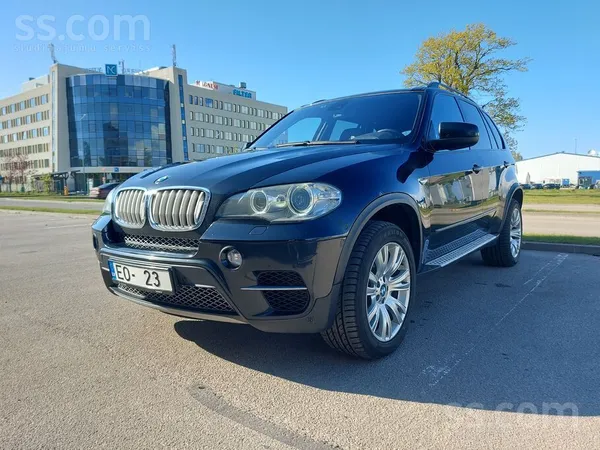 BMW BMW X5 Xdrive 3.0D Sport Package, 180 kw / 245 zs.