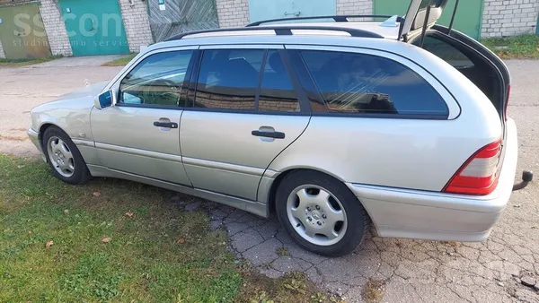 Pārdodu ievestu no NL. Motors un ātrumkārba kārtībā. Pārmetināta grīda un sl