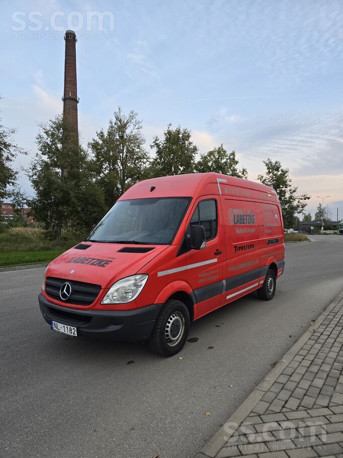 Mercedes Vinjete nav nepieciešama, vidējā virsbūve, 