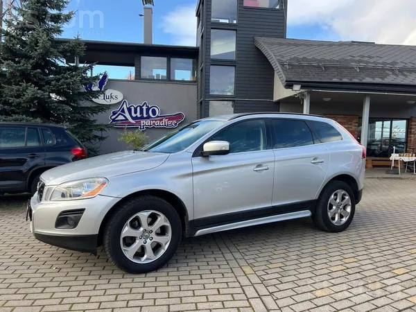 Volvo Volvo Xc60 2.4 d5 awd , Salokāmas aizmugurējo sēde