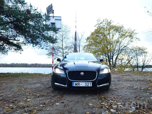 Авто в идеальном состоянии. Шустрый и очень экономичный 6-8л/100км. Менялось